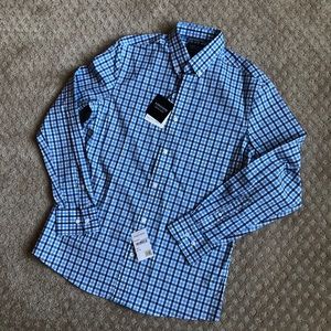 Men’s tech performance button-down